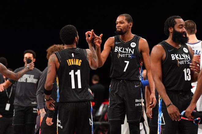 记者：徐彬可能外租葡萄牙，会考虑个人意愿；12月初回国集训