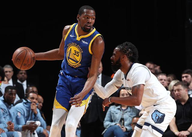 亚马尔：巴萨最有天赋的人是佩德里和我 很高兴有拉菲尼亚在身边