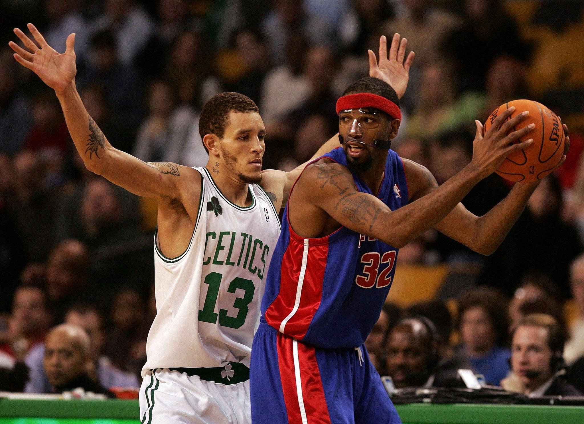 要离队？辽宁铁人外援姆本扎转发关于自己的转会传闻