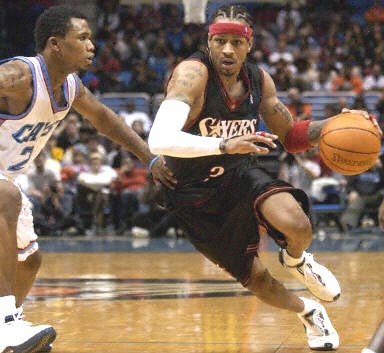 约基奇缺阵 雄鹿告负