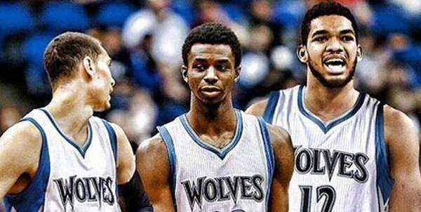 棒球与城市更新波士顿芬威球场如何改变周边社区