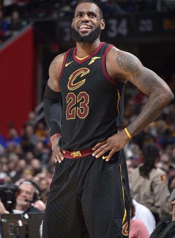 20岁零205天，伊尔迪兹成为尤文历史上最年轻的百场先生