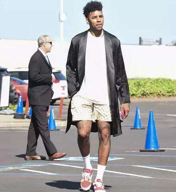 球员介绍《卡萨诺》大闹罗马城，戏耍伯纳乌